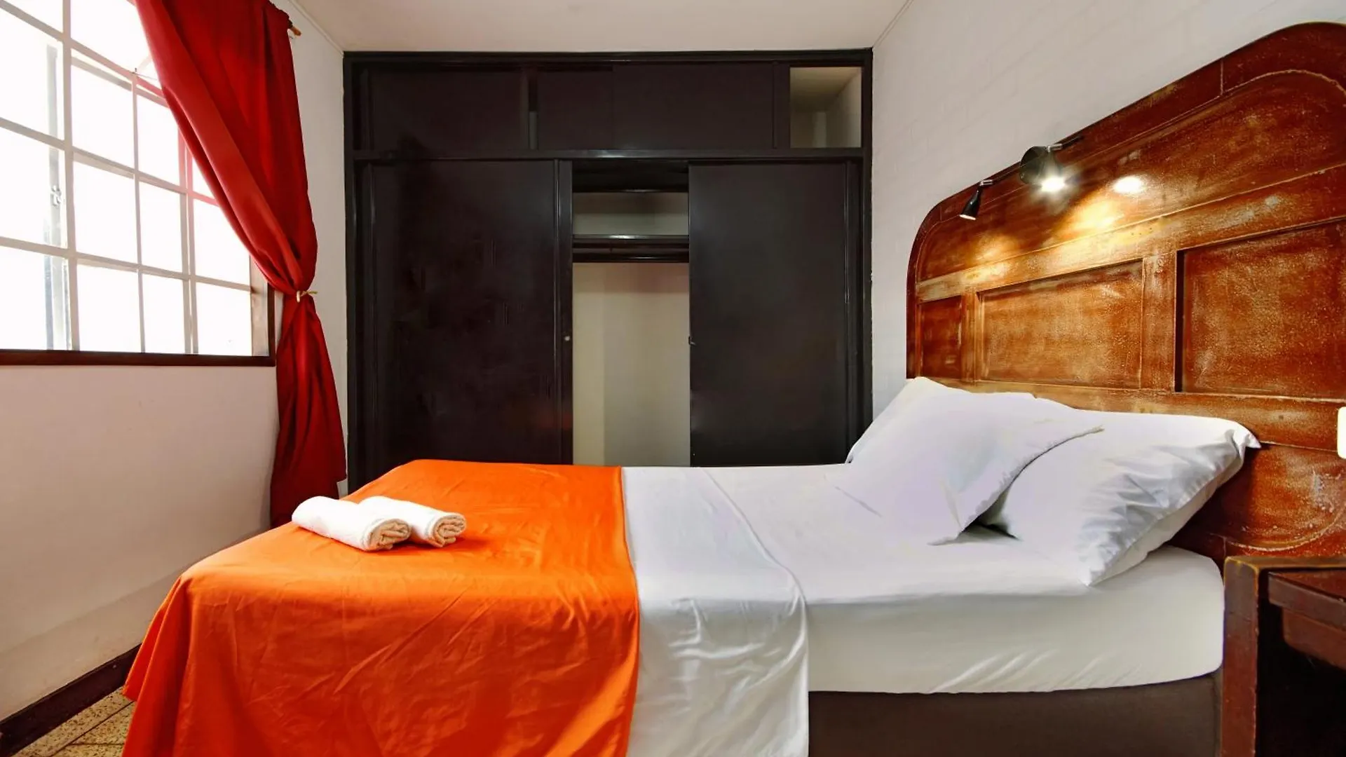 Ding-Dong Hostel Cali